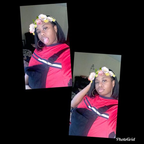 Meet your Posher, Olivia - Picture 1 of 1